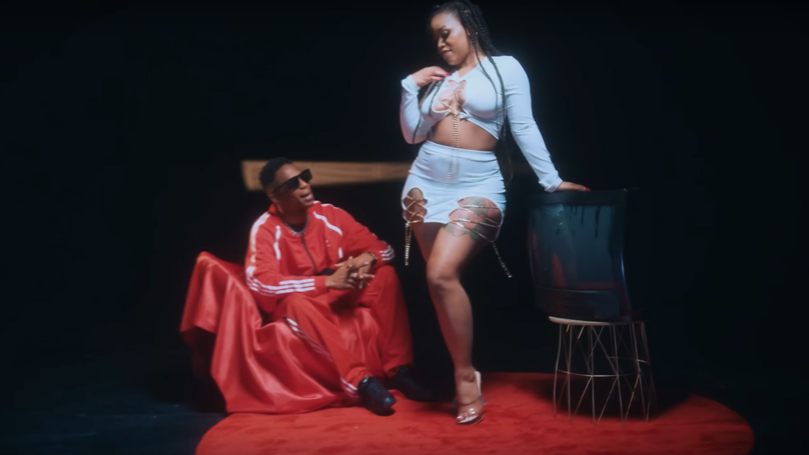BAD NOVA – Bouge Avec Ça (Clip Officiel)