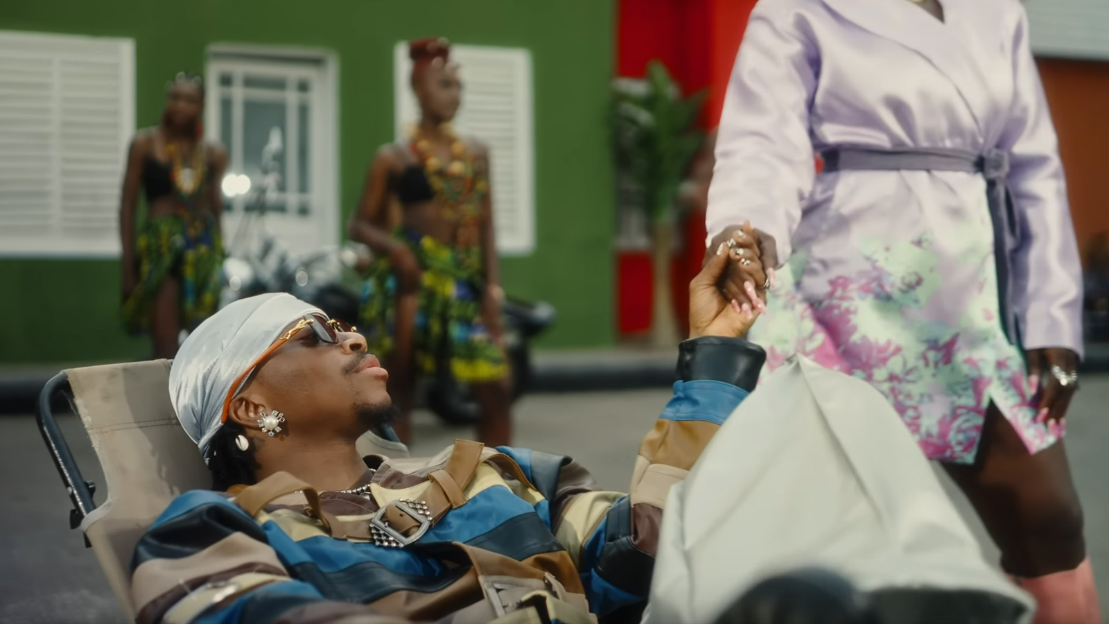 Nouveau clip de Oxlade & Fally Ipupa